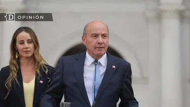 El Desconcierto | 31439 ministro quiroz y ministra sedini en punto de prensa en la m.webp