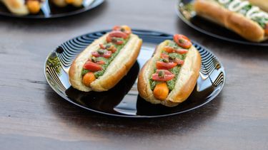 CREAS inventa salchichas veganas con quínoa y hongos chilenos y ofrece tecnología gratis a emprendedores CREAS inventa salchichas veganas con quínoa y hongos chilenos y ofrece tecnología gratis a emprendedores