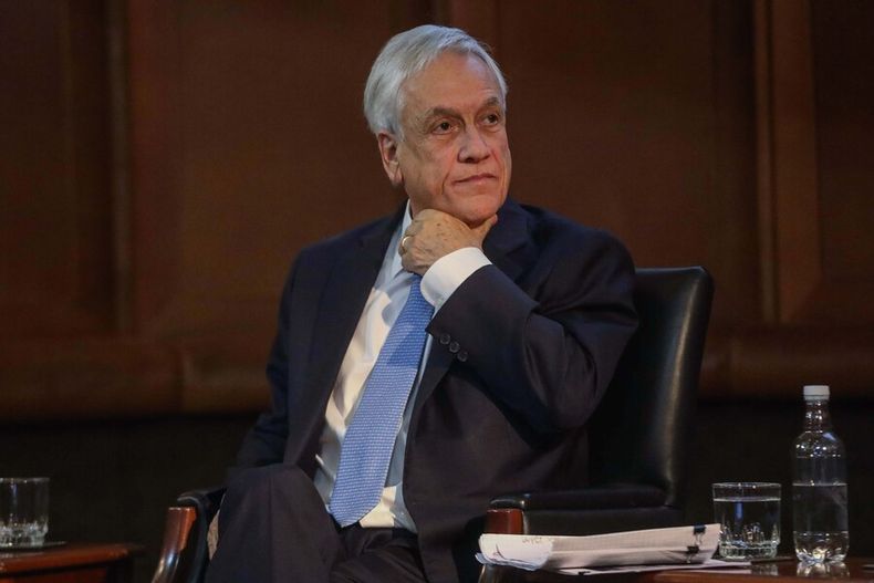 Seminarios presidenciales Clapes UC Chile 2050.jpg