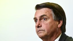 La primera crisis de Bolsonaro: Retirada de médicos cubanos afecta a 28 millones de pacientes