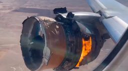 Las terroríficas imágenes del avión al cual se le incendió una turbina en pleno vuelo sobre EE.UU.