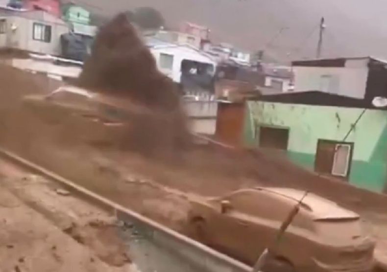 Aluvión afectó a Tocopilla - Captura de video
