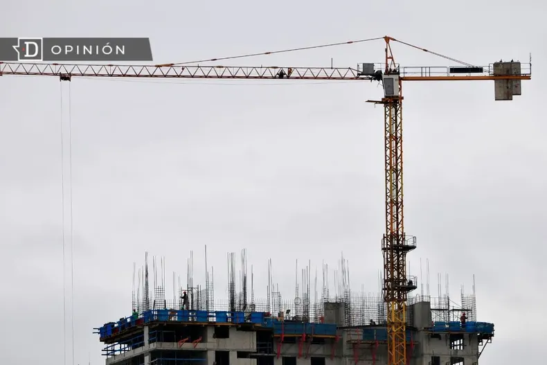 27791 imagen de una construccion de un edificio.webp