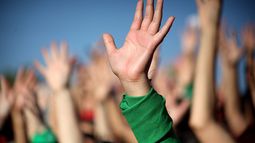 Con vigilia en las puertas del Congreso: Argentina cuenta las horas para saber si se aprueba la ley del aborto