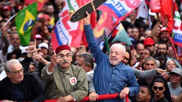 Lula da Silva busca ganar presidenciales en Brasil