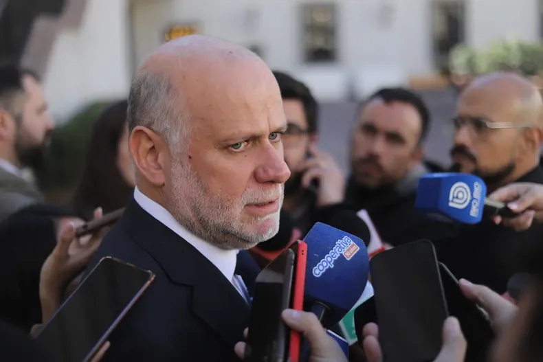 22161 a uno 1678757.webp