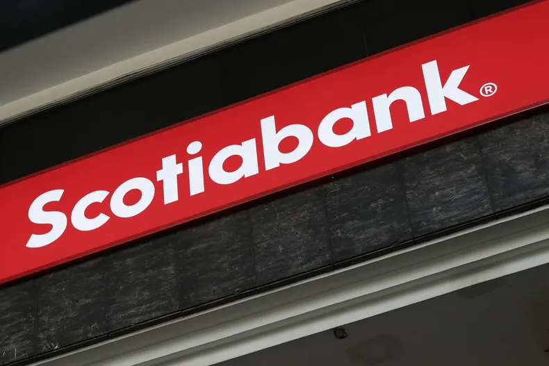 le robaron 39000000 banco se nego a devolverlos y restituyo solo por orden judicial tras 9 meses deberan pagarle 15000000 mas.webp