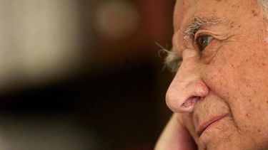 Plaza Inés de Suarez pasará a llevar el nombre de Patricio Aylwin