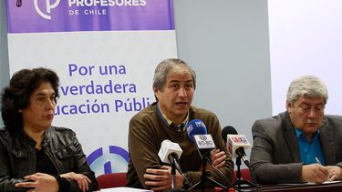 Paro de profesores: Exigen diálogo directo con la ministra Cubillos y propuesta concreta antes del viernes