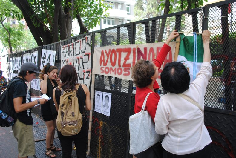 ayotzinapa1 scaled.jpg