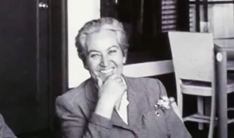Gabriela Mistral.jpg
