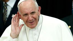 Papa Francisco invita a las madres a amamantar en público sin miedo incluso en las iglesias