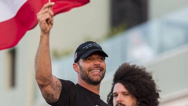 Bad Bunny y Ricky Martin exigen renuncia del gobernador de Puerto Rico tras publicación de polémicos mensajes sexistas y homófobos