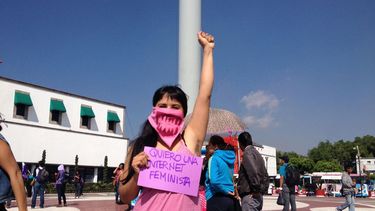 Guía práctica para mujeres: ¿Qué es Nido y cómo puedes proteger tu información en Internet?