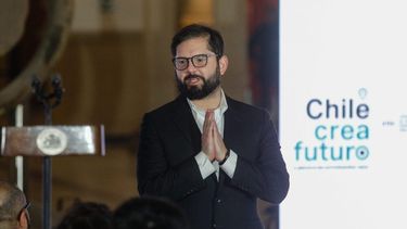 Presidente Boric llama a reconstruir la confianza con el Estado tras polémica con Democracia Viva