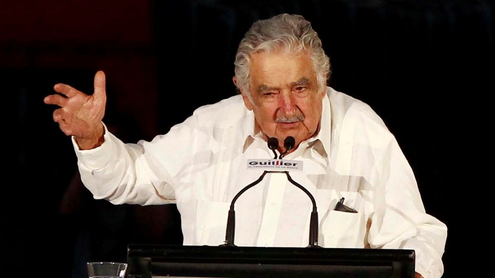 José Mujica renuncia al senado uruguayo y confirma su retiro de la política