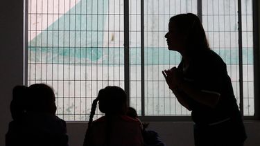 Padres consiguen anular expulsión de alumno con TEA: Colegio no cumplió normativa