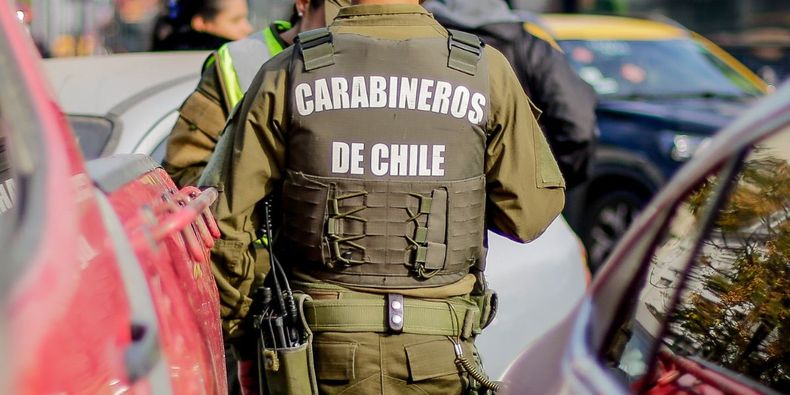 Carabineros / Agencia Uno