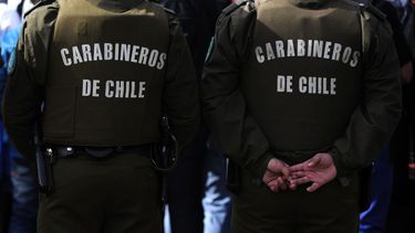 Por riña callejera y comentarios inadecuados en redes sociales: Dan de baja a 5 carabineros en Panguipulli