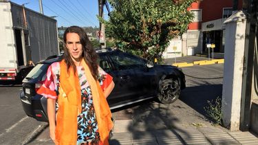 Vitacura: Extranjero encaró a mujer por estacionar mal su auto y ella le dijo que se fuera a su país porque Piñera es presidente