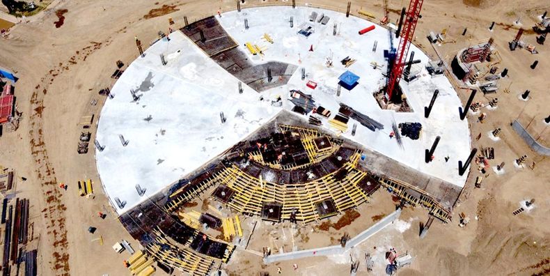 Construcción de casino al lado de humedal urbano de Talca. Foto: Corporación Bioecoterra&nbsp;