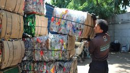 Daniel Paredes, gerente general de TriCiclos, llama a que más personas se sumen al reciclaje. Daniel Paredes, gerente general de TriCiclos, llama a que más personas se sumen al reciclaje.