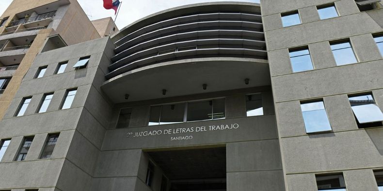 Segundo Juzgado de Letras del Trabajo de Santiago / Poder Judicial