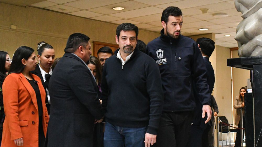 Alcaldes insisten en peligros de la megarreforma recién aprobada - Agencia Uno