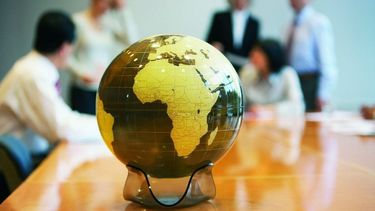 Aplicar la sostenibilidad resulta fundamental para las organizaciones modernas, ya que permite reducir costos y diferenciarse en el mercado. Aplicar la sostenibilidad resulta fundamental para las organizaciones modernas, ya que permite reducir costos y diferenciarse en el mercado.