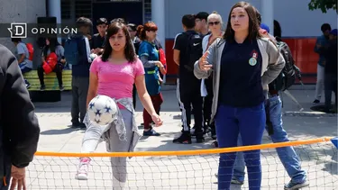 El Desconcierto | 29060 jovenes haciendo ejercicio.webp