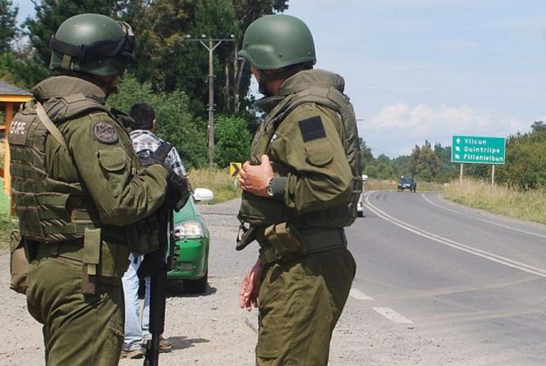 Carabineros detenidos 1 640x429 1.jpeg