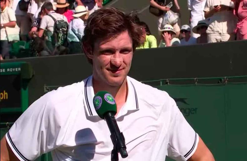 18343 jarry wimbledon.jpg