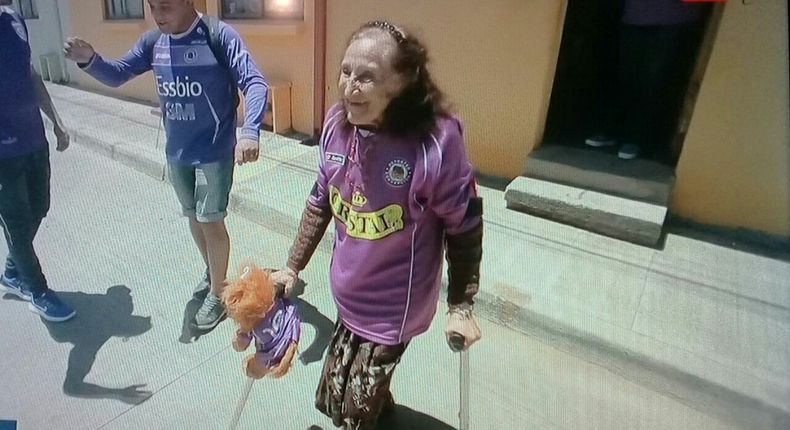 abuelila.jpg