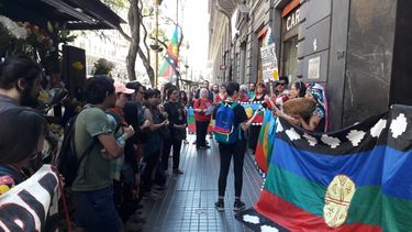 Solidaridad ante la injusticia: Madres de Plaza de Mayo exigen detener el genocidio de la gente de la tierra