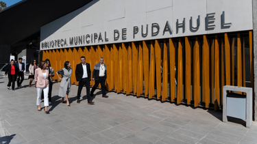Pudahuel inaugura biblioteca más grande de Santiago de las últimas dos décadas: Tendrá 30 mil libros