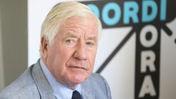 Nueva imagen de Ravinet: Radical giro del candidato número tres de la derecha