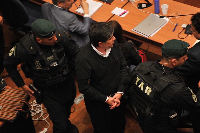 9934 monsalvedefensa.jpg