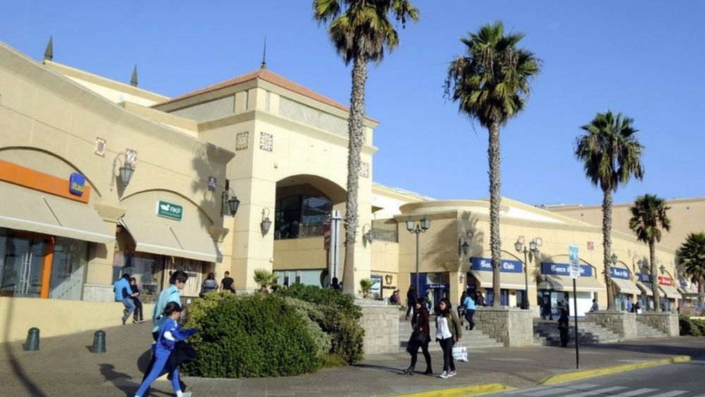 Sufrió caída y golpe en la cabeza en mall por cerámica desnivelada: Corte ordena millonaria indemnización