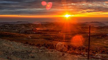 Irán registra la temperatura más alta alcanzada en tiempos modernos: Llegó a los 54 grados