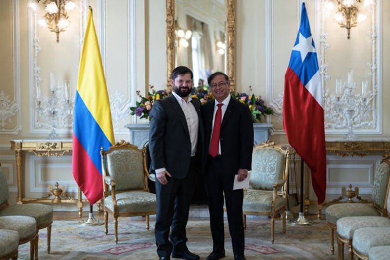 Presidente Gabriel Boric con su par de Colombia Gustavo Petro.jpg