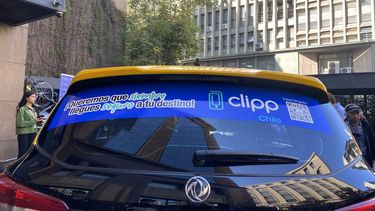 El Desconcierto | presentan aplicacion de movilidad autorizada para taxis sera similar a uber y didi.jpg