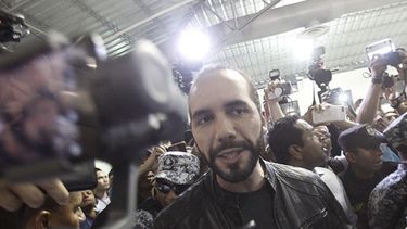 Gana el candidato millenial: Nayib Bukele triunfa en primera vuelta en elecciones presidenciales en El Salvador