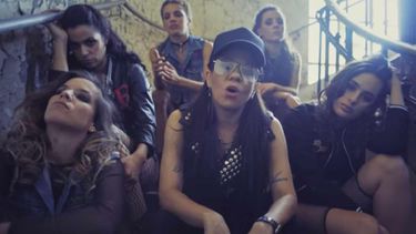 VIDEO| Lali Esposito y otras 25 famosas argentinas cantan Paren de matarnos, el hit feminista de Miss Bolivia