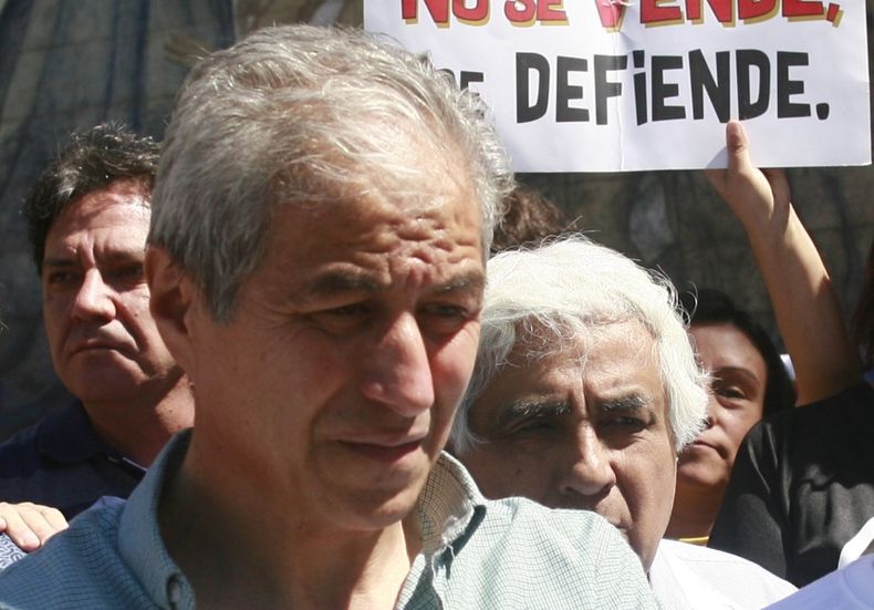 Mario Aguilar.jpg