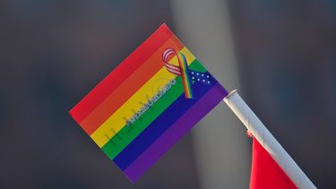 Rusia prohíbe el movimiento LGBTIQ+ y lo declara “organización extremista