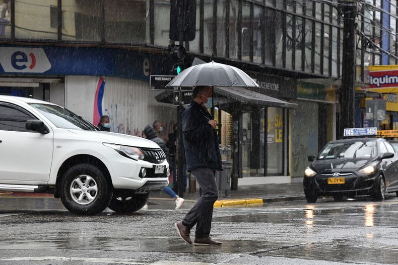 Lluvia en Valdivia Archivo imagen referencial.jpg