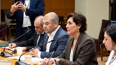 El Desconcierto | 8307 la misnitra de salud ximena aguilera el super intendente de .jpg