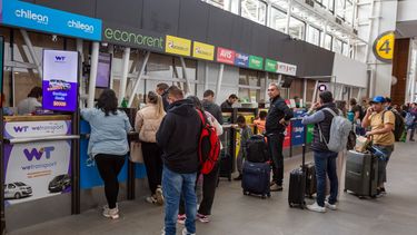 Casi 1.000 afectados: Sernac demanda colectivamente a agencia de viajes acusada de estafa