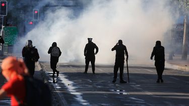 Carabinero es condenado a 940 días de presidio por agresión a manifestante en Estallido Social