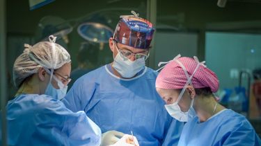 Clínica estética deberá pagar $6 millones a clienta por intervención quirúrgica negligente